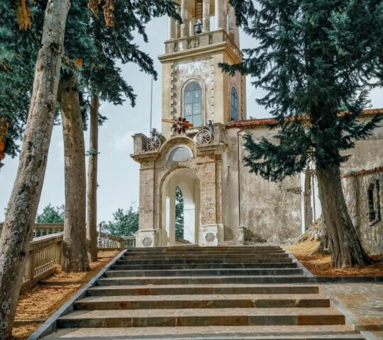 Faro votivo ai caduti